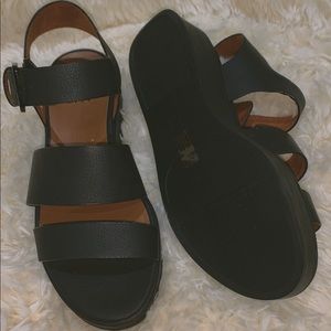 Brooke Black Platform Sandals